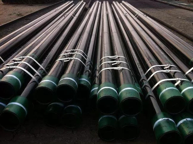 API 5CT Tubo de revestimento e tubulação para poços superficiais, médios e profundos com múltiplas opções de grau